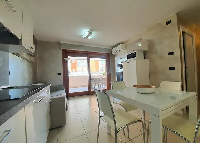 Capitol Apartmanhotel 4*