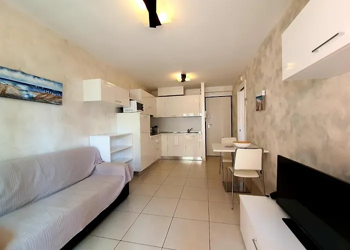 Capitol Apartmanhotel 4*