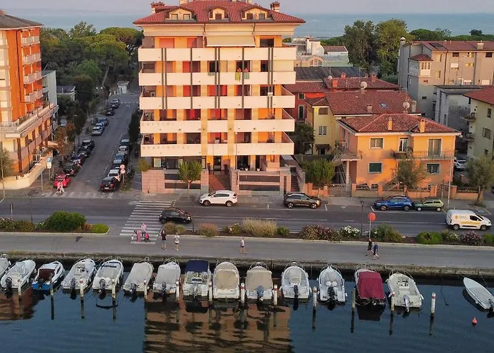 Capitol Apartmanhotel Grado