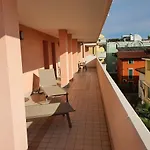 Capitol Апарт-готель