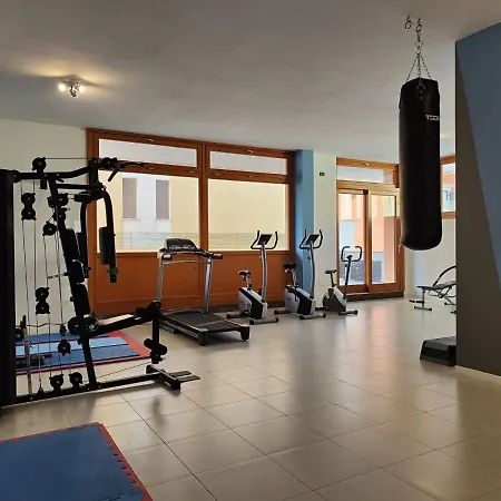 شقة فندقية Capitol غرادو