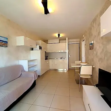 Apart-hotel Capitol 4*