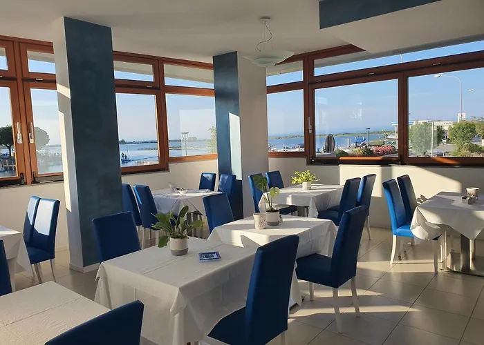 Capitol Aparthotel 4*